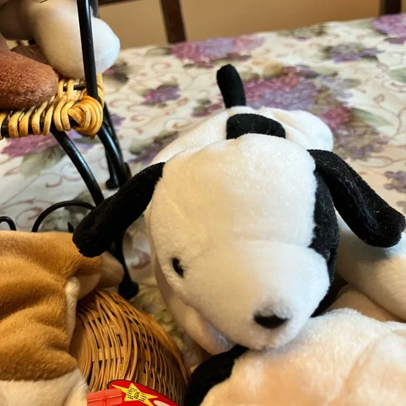 Beanie Babies TY NINE DOGGIES $40.00 / $5.00 each YOU CHOOSE - Picture 9 of 9